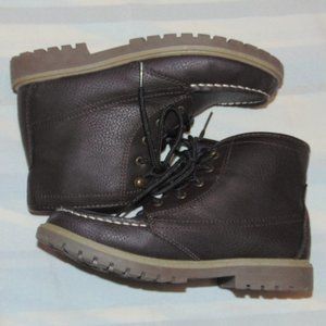 Nautica cliffview Hiking / Chukka boots Youth sz 5